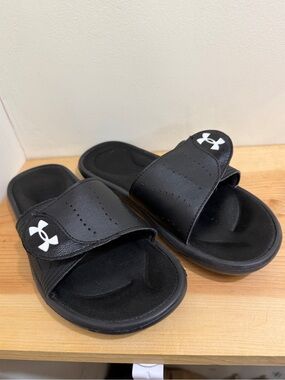 Under Armour Black Adjustable Slide Sandals